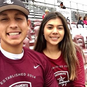 Meet your Posher, Gio